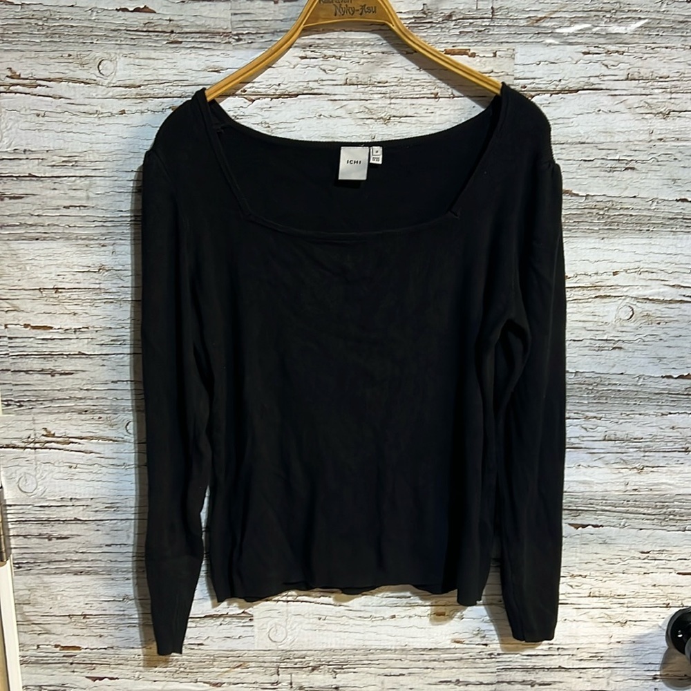 Ichi black long sleeve sweater size medium
